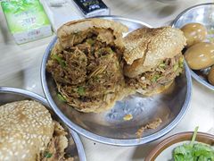 烧饼夹坛子肉-昌顺马记小吃店(昌盛园店)