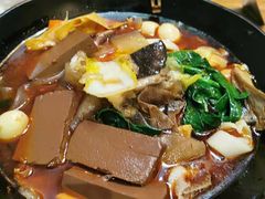 -万记麻辣烫国展总店