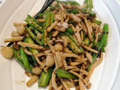 -上座云间·青年赣菜(绿茵店)