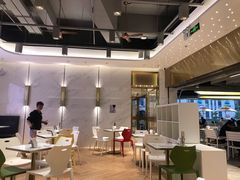 大堂-813芭依珊 BAESAn(汇港购物中心店)