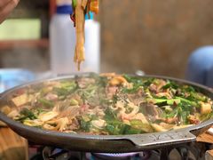 牛肉八带蟹棒鱼饼综合锅-京玉菲饭店(李村店)