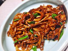 烟笋炒肉-新沸腾鱼乡(世贸天阶店)