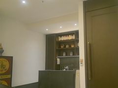 -梅花香里大酒店(郁金香路店)