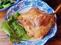 鸡腿-孙盛兴奥灶面馆·蟹黄面·三虾面(山塘街总店)