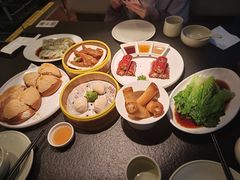 -蝴蝶里·粤菜·点心(滨江龙湖店)