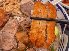 -鑫花溪牛肉米粉(凤凰街创始总店)