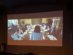 -涨巢·潮玩水疗局