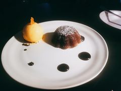 JG巧克力蛋糕，意式香草冰淇淋-Mercato莫卡多露台餐厅与酒吧(K11店)