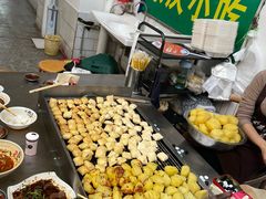 -余庆小吃(小吃一条街店)