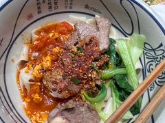 -陇上秦轩西安biangbiang面(朝龙汇店)