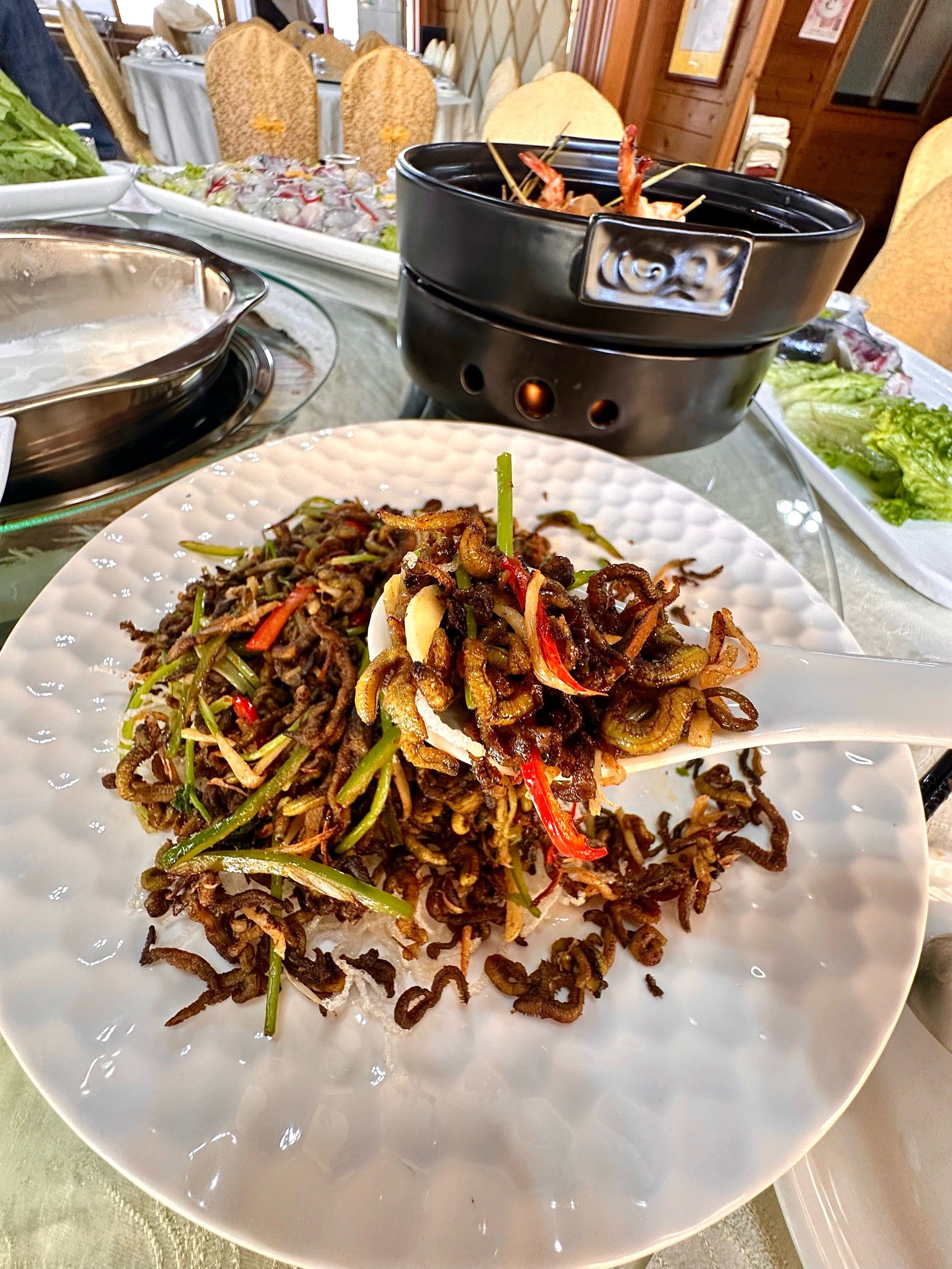 没想到生炒更好吃😋
这一碟满满禾虫真的太香了～广东人真的太爱!