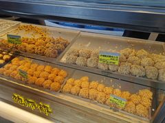 -鲍师傅糕点(江苏路店)