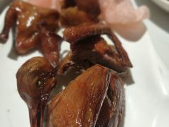 脆皮乳鸽-潮福城大酒楼·潮味粤品·港式点心(湖滨北路店)