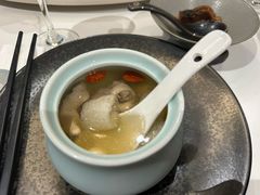 海底椰老鸭炖海参-杭州西湖柳莺里酒店·闻莺厅