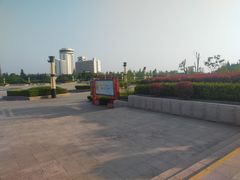 -汇泉广场