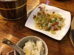 -滇香肴·云南菜蒸汽石锅鱼(云南北路店)