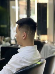 -不迫先生专业男士剪发