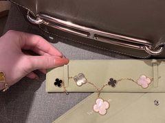 -梵克雅宝(国贸商城店)