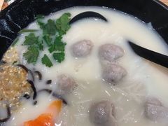 -渔米丰·广府鱼汤米线(光明广场店)