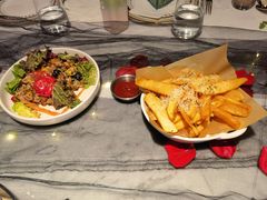 -九月里.自由花园餐厅