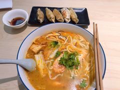 -汤去三面
