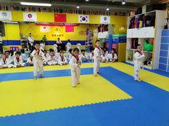 -哈喽实战跆拳道·跳绳·体能(慈云寺馆)