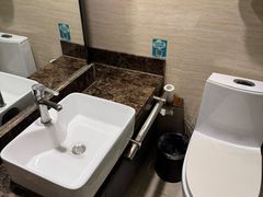 -雅夫酒店(西安市图书馆地铁站店)