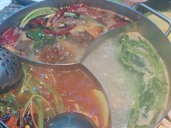 -唯爱KTV聚会餐厅(仙林东城汇店)