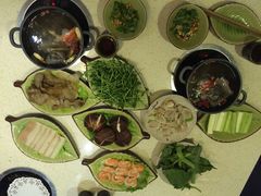 一叶一世界藏茶素食火锅-一叶一世界•素食餐厅(环球中心店)