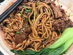 -湖州太湖旅游度假区-月亮广场