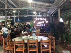 大堂-四川小胡子海鲜(丁村万人海鲜广场店)