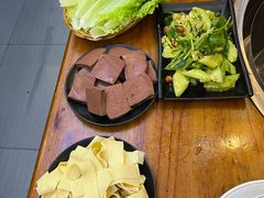 -曹丞相·地锅鸡·地锅鱼(武林店)