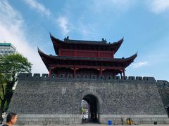 -巴陵广场