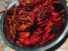 -巴厘龙虾·榜首油焖大虾(音乐学院·沿江酒馆店)