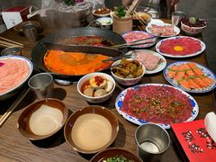 -萍姐火锅·公路夜市(武汉首店)