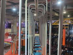 -嗨翻Hi-Fun竞技主题乐园·蹦床亲子生日轰趴(国光1937店)