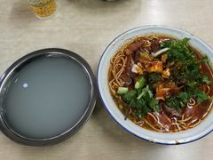-汪胖子襄阳牛肉面(华丰路店)