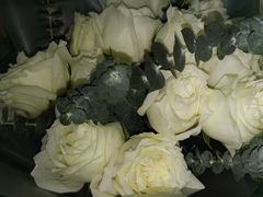 -亭亭鲜花店(中山北路店)