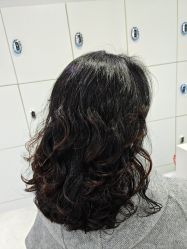 -镁连社·美联社