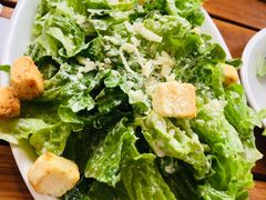 经典凯撒沙拉-城市大道红炉披萨烘焙坊