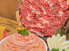 -旧街市鲜货老火锅(大光路店)