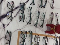 -肆兮眼镜·蔡司·徕卡战略合作店(大坪店)