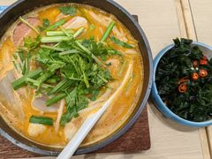 -灵芝妹子海鲜米线(凯德和平广场店)