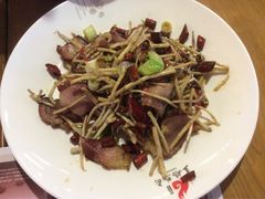 折耳根炒腊肉-王妈热卤·川味馆(海昌店)