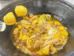 -粘豆包柴火铁锅炖