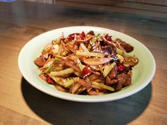 茶树菇牛肉-弄堂里(阿里西溪A区店)