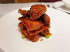 老上海熏鱼-新吉士·上海菜(浦东LCM置汇旭辉店)