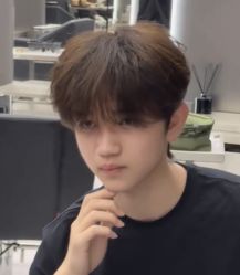 -尤司男士国潮理发馆