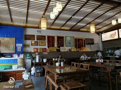 -笑来喜馄饨小笼工坊店(湖滨街店)