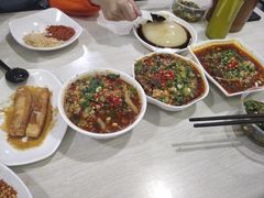 红糖滋耙-蜀串香牛杂火锅串串